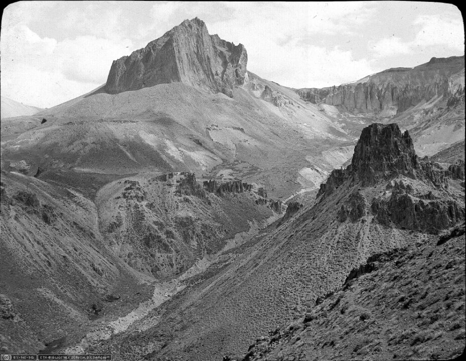 Cerro Colorado Patagonia Arnold Hein 1939